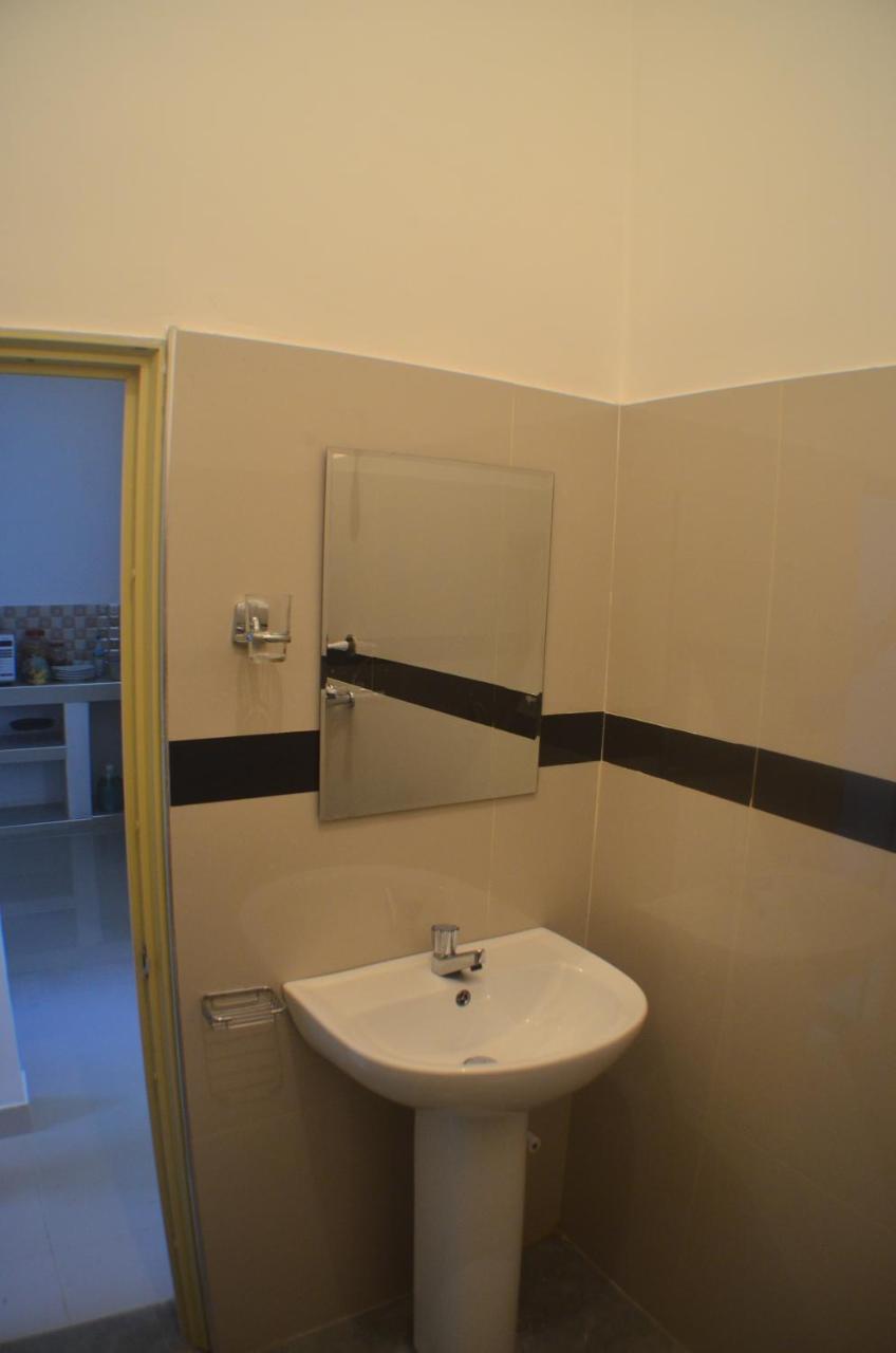 Steps Backpackers Hostel 콜롬보 외부 사진
