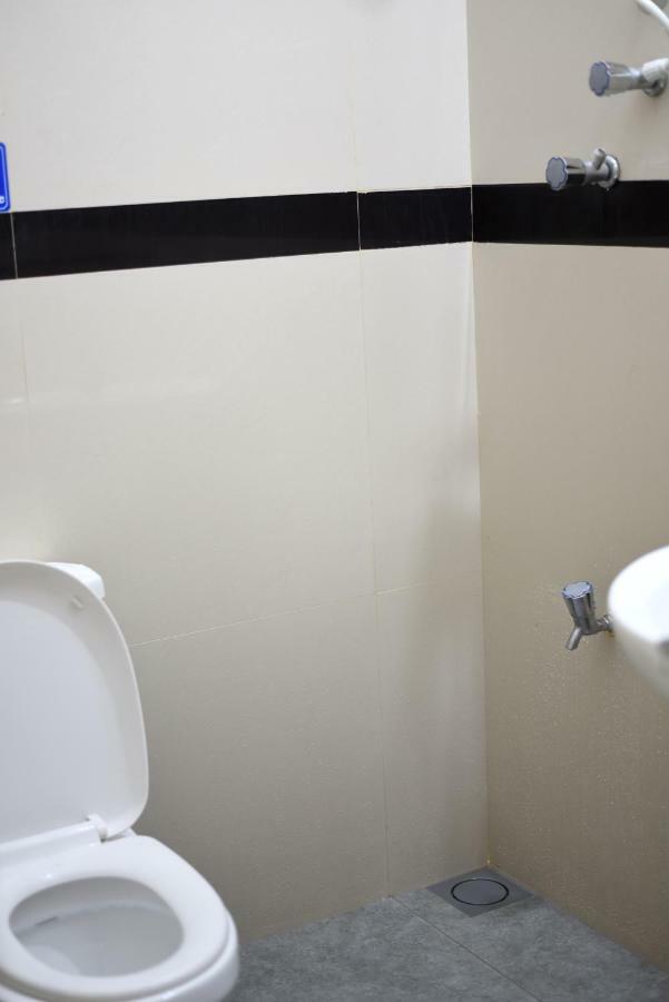 Steps Backpackers Hostel 콜롬보 외부 사진