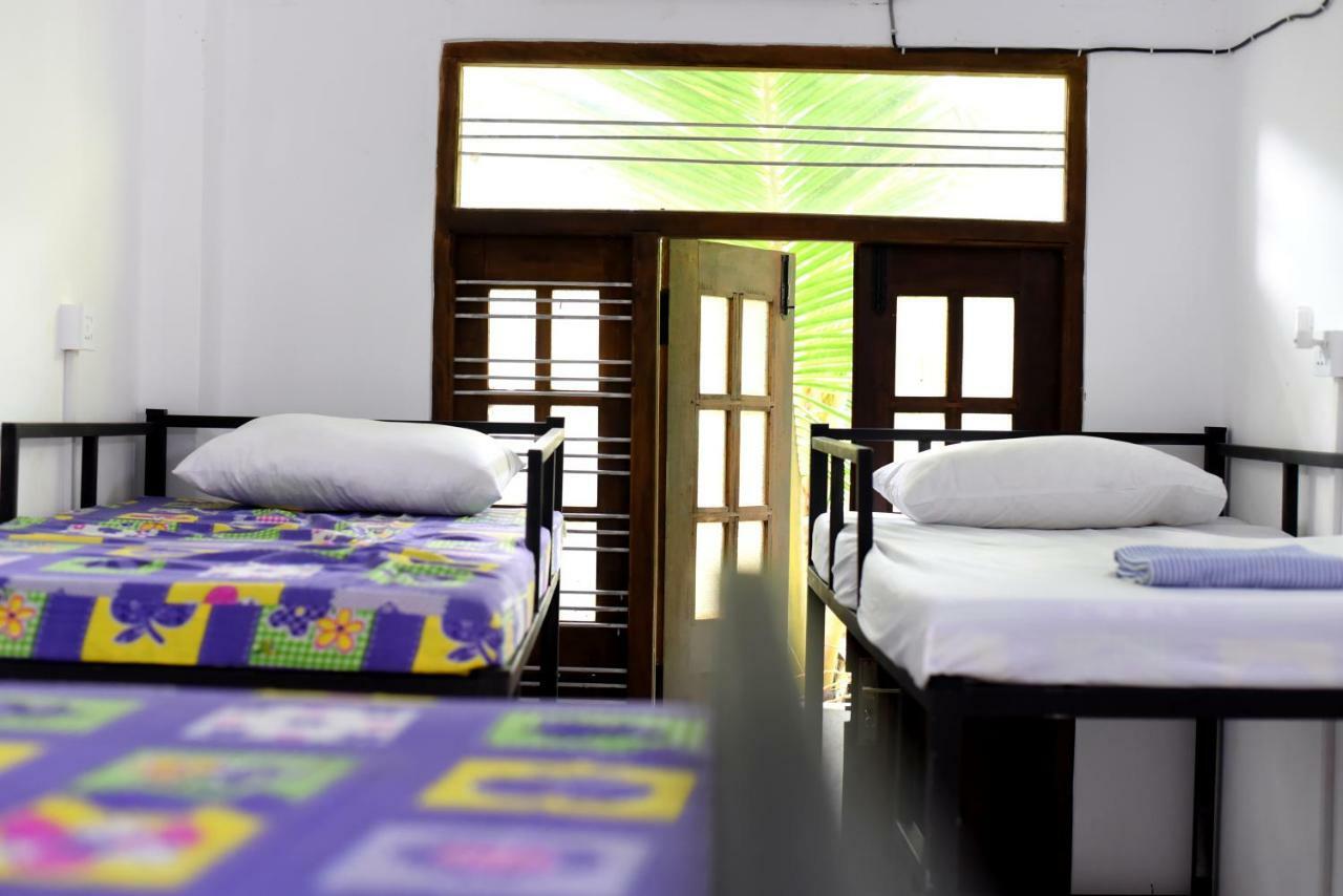 Steps Backpackers Hostel 콜롬보 외부 사진