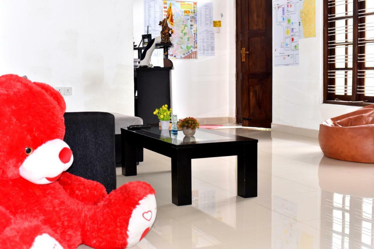 Steps Backpackers Hostel 콜롬보 외부 사진